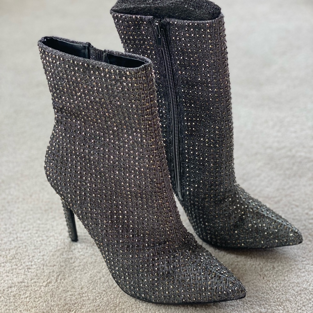 Steve Madden Wifey